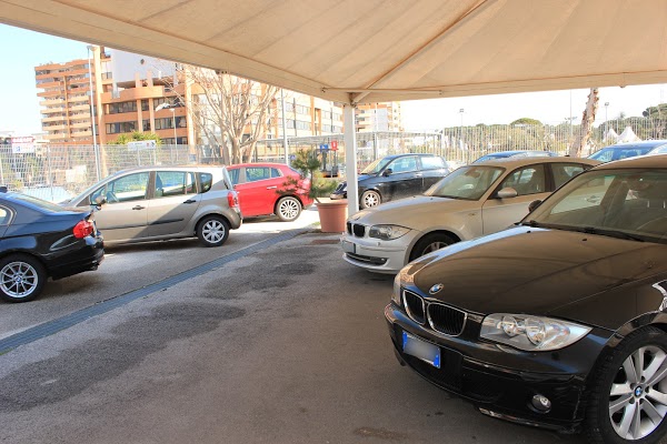 Foto di A P Motors   Vendita Auto Usate Plurimarche di Bari  Puglia  Italia