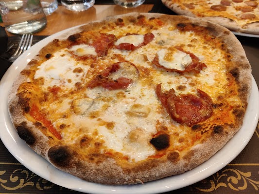 Foto di Ristorante Pizzeria Ira di Taggia  Imperia  Liguria         Italia