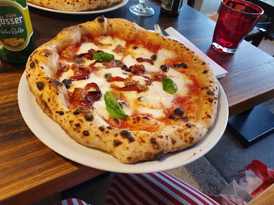Foto di La Pizza %7C Pizzeria Napoletana di Monaco  Baviera  Germania