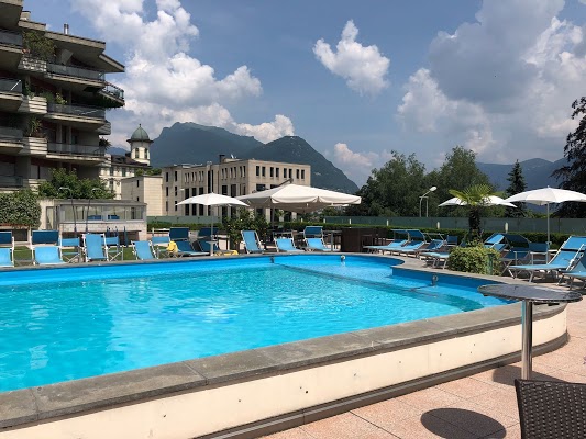Foto di Hotel Delfino Lugano di Paradiso  Circolo di Carona  Distretto di Lugano  Ticino        Svizzera