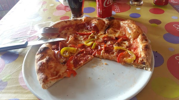 Foto di Pizzeria Holidays di Canegrate  Milano  Lombardia         Italia