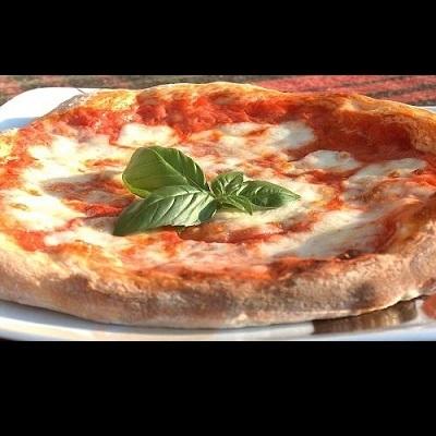 Foto di Pizza D%27Asporto Pizza in Piazza di Verdellino  Bergamo  Lombardia  Italia