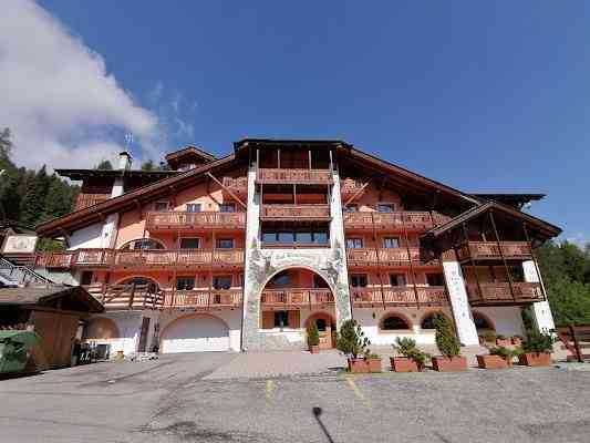 Foto di Hotel dal Bracconiere di Dimaro  Dimaro Folgarida  Comunit   della Valle di Sole  Provincia di Trento  Trentino Alto Adige         Italia