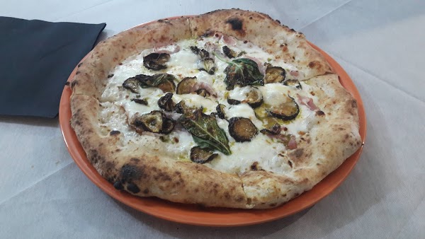 Foto di Pizza Taxi di Acerra  Napoli  Campania         Italia