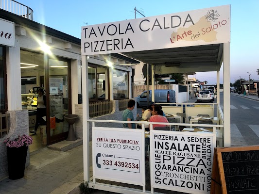Foto di Pizzeria Chapeau di Marina di Ragusa  Ragusa  Sicilia         Italia