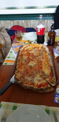 Foto di Pizzeria Pulcinella da Angelo di Angri  Salerno  Campania         Italia