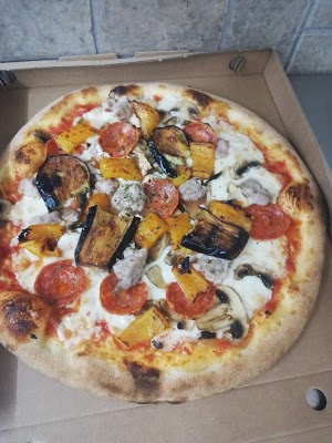 Foto di A Pizza Fritta di Palermo  Sicilia  Italia