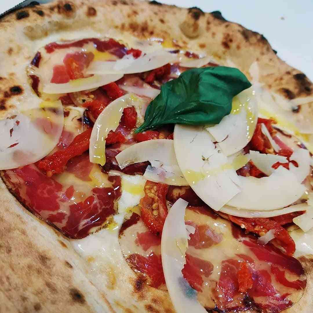 Foto di VIA ROMA Ristorante Pizzeria Caserta di Caserta  Campania  Italia